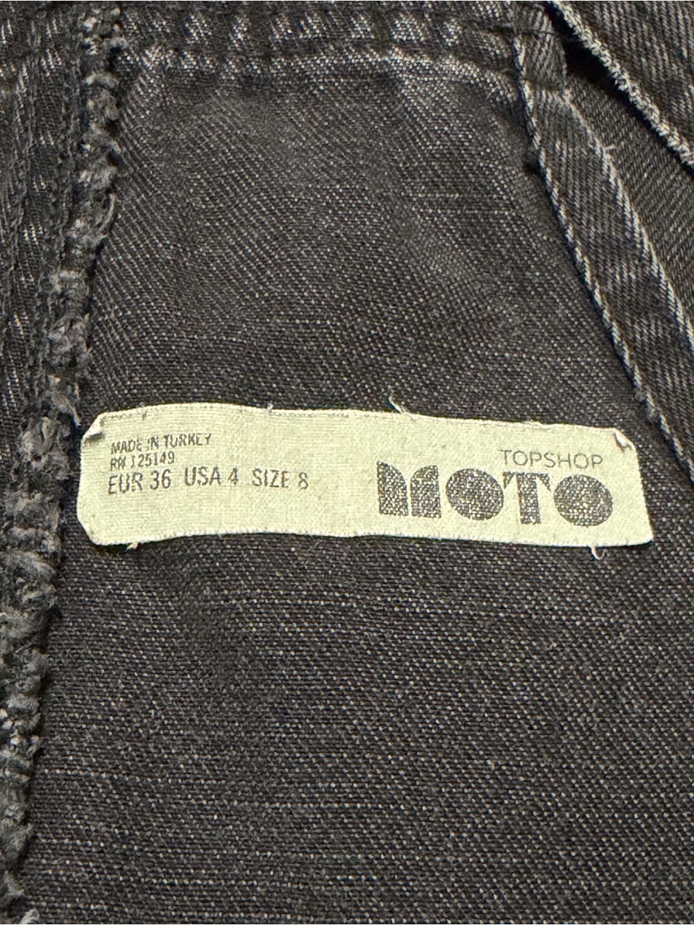 Top Shop Moto Shortalls Women’s 4 Faded Black Wash Distressed Overalls Shorts - Picture 10 of 11